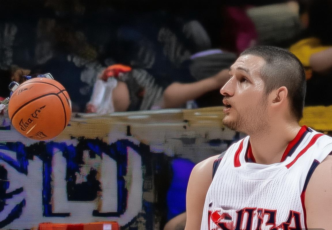 2012NBA东决经典对决：詹姆斯力挽狂澜，热火逆袭凯尔特人(图2)