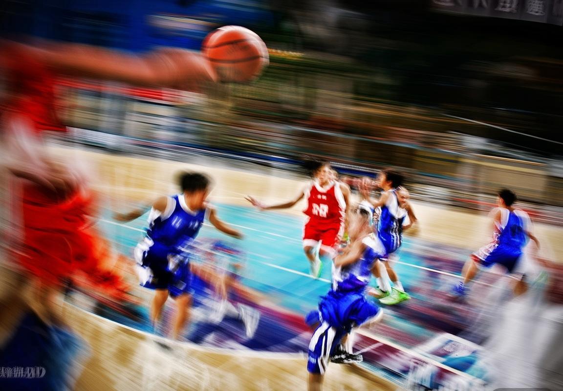 疆深对决：新疆主场逆转深圳，双星闪耀战术对决(图3)